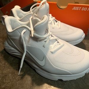 Nike Womens LAX Shoes size 6.5
